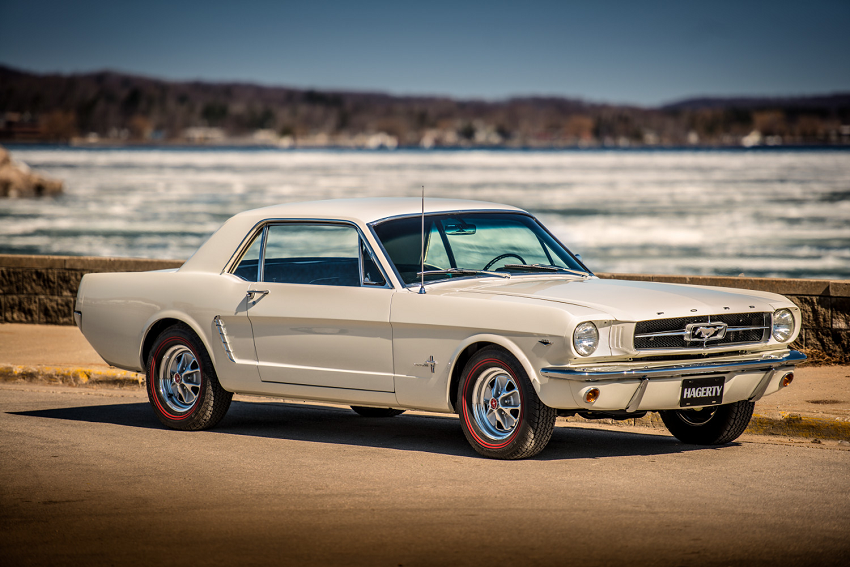 Ford Mustang classic car 1965